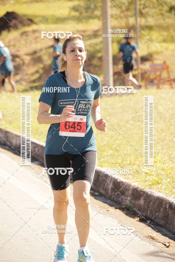 Buy your photos of the eventSANTANDER TRACK&FIELD RUN SERIES BH Shopping on Fotop