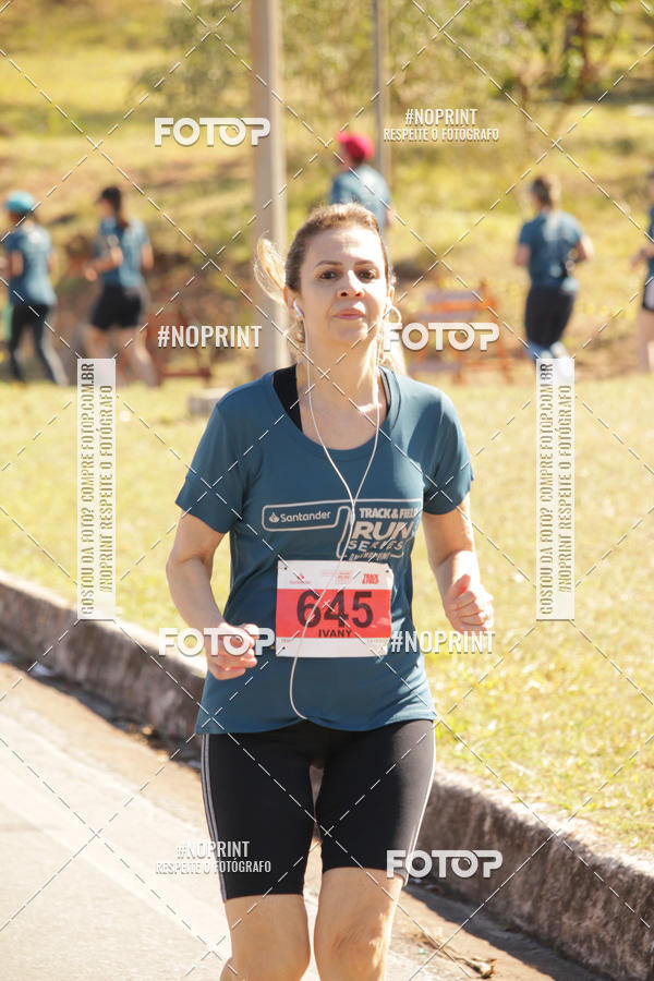 Buy your photos of the eventSANTANDER TRACK&FIELD RUN SERIES BH Shopping on Fotop