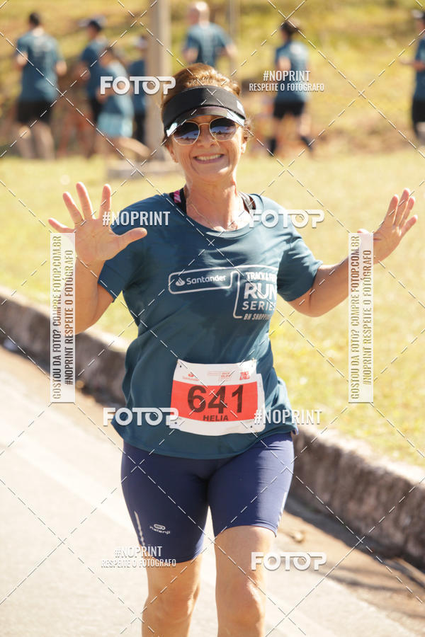 Buy your photos of the eventSANTANDER TRACK&FIELD RUN SERIES BH Shopping on Fotop