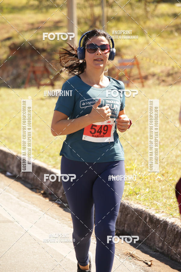 Buy your photos of the eventSANTANDER TRACK&FIELD RUN SERIES BH Shopping on Fotop