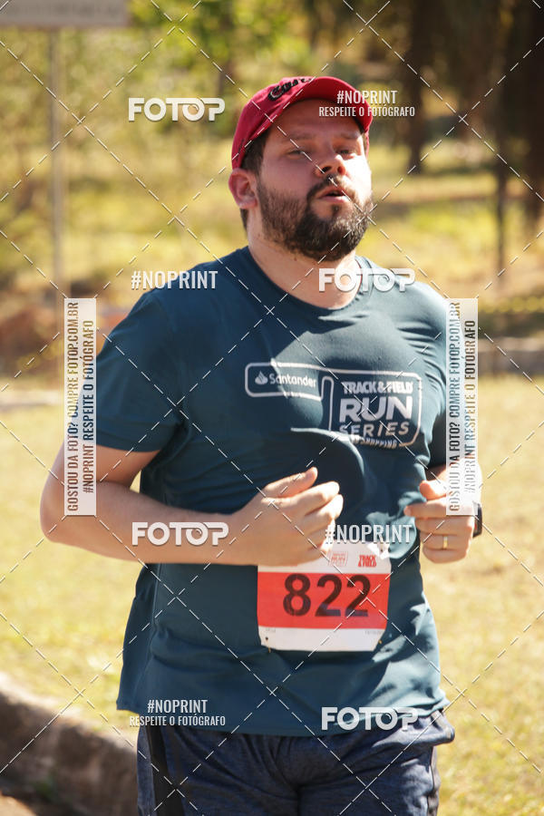 Buy your photos of the eventSANTANDER TRACK&FIELD RUN SERIES BH Shopping on Fotop