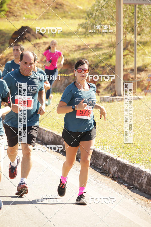 Buy your photos of the eventSANTANDER TRACK&FIELD RUN SERIES BH Shopping on Fotop