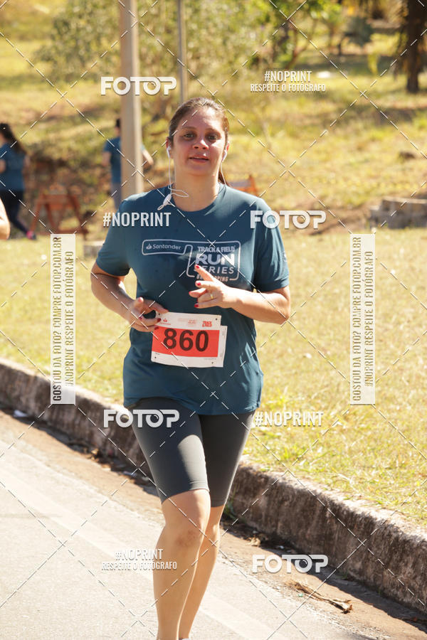 Buy your photos of the eventSANTANDER TRACK&FIELD RUN SERIES BH Shopping on Fotop