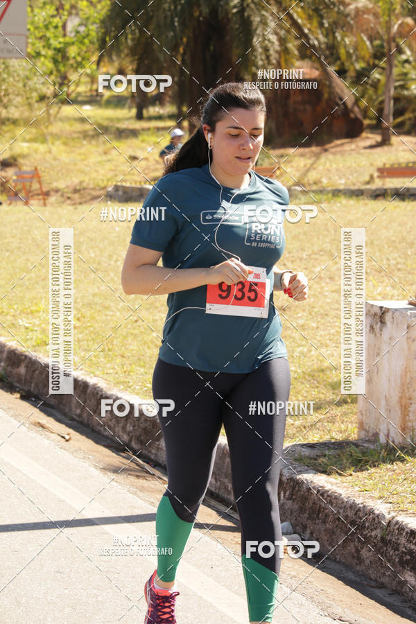 Buy your photos of the eventSANTANDER TRACK&FIELD RUN SERIES BH Shopping on Fotop