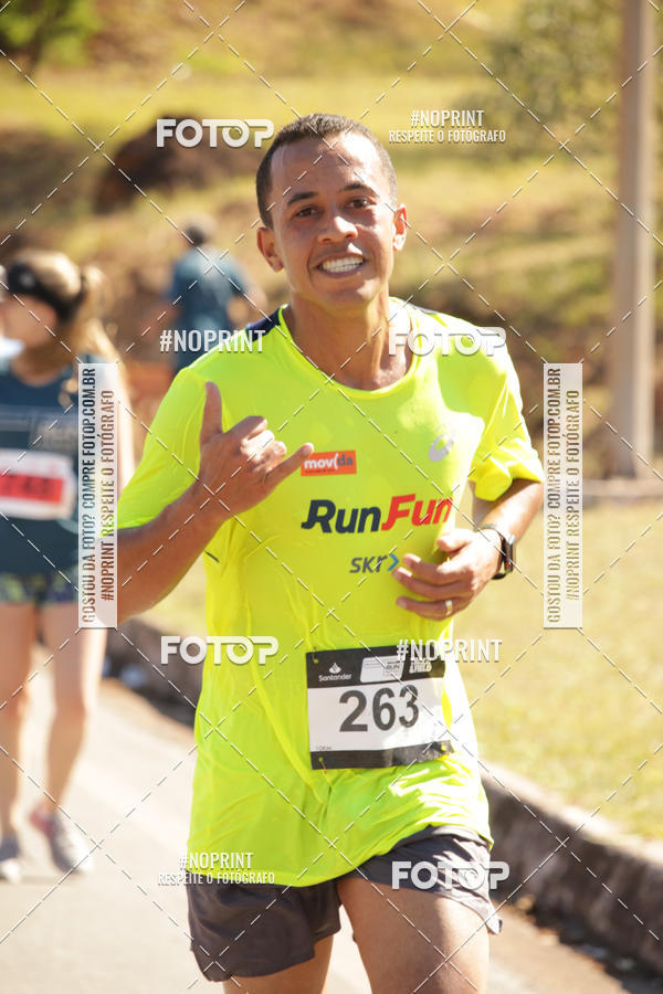 Buy your photos of the eventSANTANDER TRACK&FIELD RUN SERIES BH Shopping on Fotop