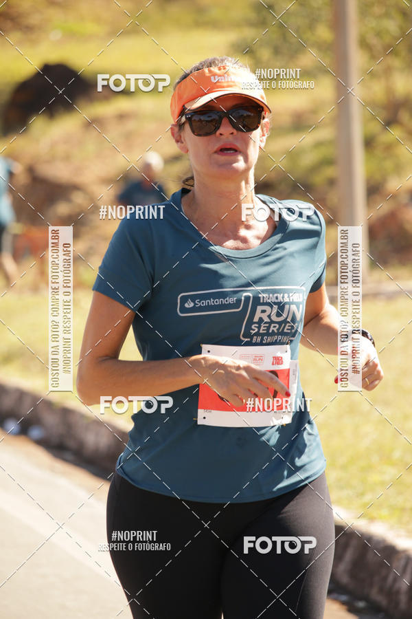 Buy your photos of the eventSANTANDER TRACK&FIELD RUN SERIES BH Shopping on Fotop