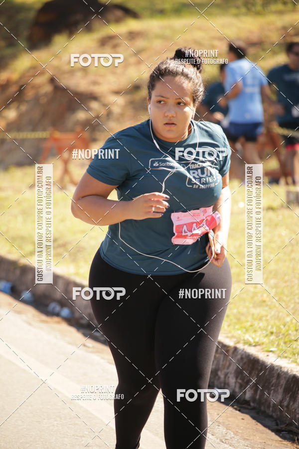 Buy your photos of the eventSANTANDER TRACK&FIELD RUN SERIES BH Shopping on Fotop