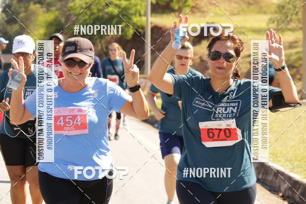 Buy your photos of the eventSANTANDER TRACK&FIELD RUN SERIES BH Shopping on Fotop