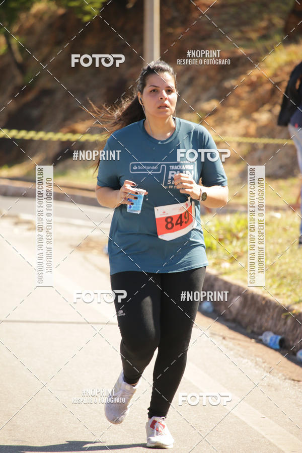 Buy your photos of the eventSANTANDER TRACK&FIELD RUN SERIES BH Shopping on Fotop