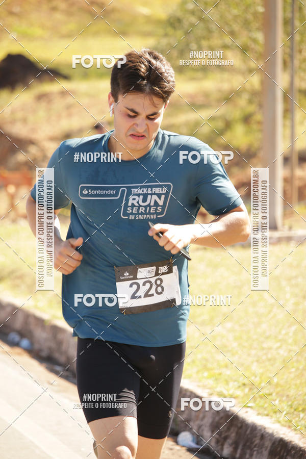 Buy your photos of the eventSANTANDER TRACK&FIELD RUN SERIES BH Shopping on Fotop