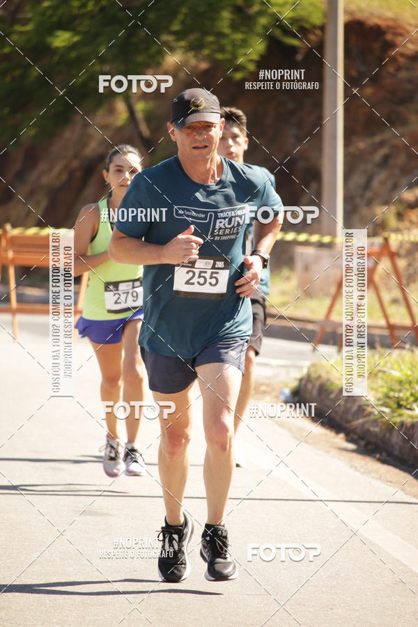 Buy your photos of the eventSANTANDER TRACK&FIELD RUN SERIES BH Shopping on Fotop