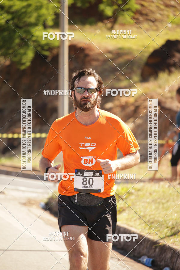 Buy your photos of the eventSANTANDER TRACK&FIELD RUN SERIES BH Shopping on Fotop