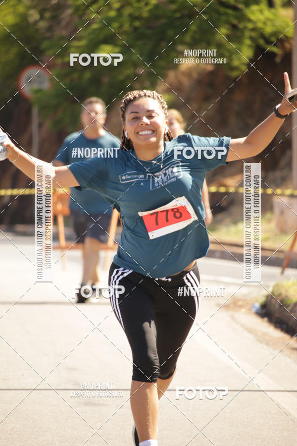 Buy your photos of the eventSANTANDER TRACK&FIELD RUN SERIES BH Shopping on Fotop
