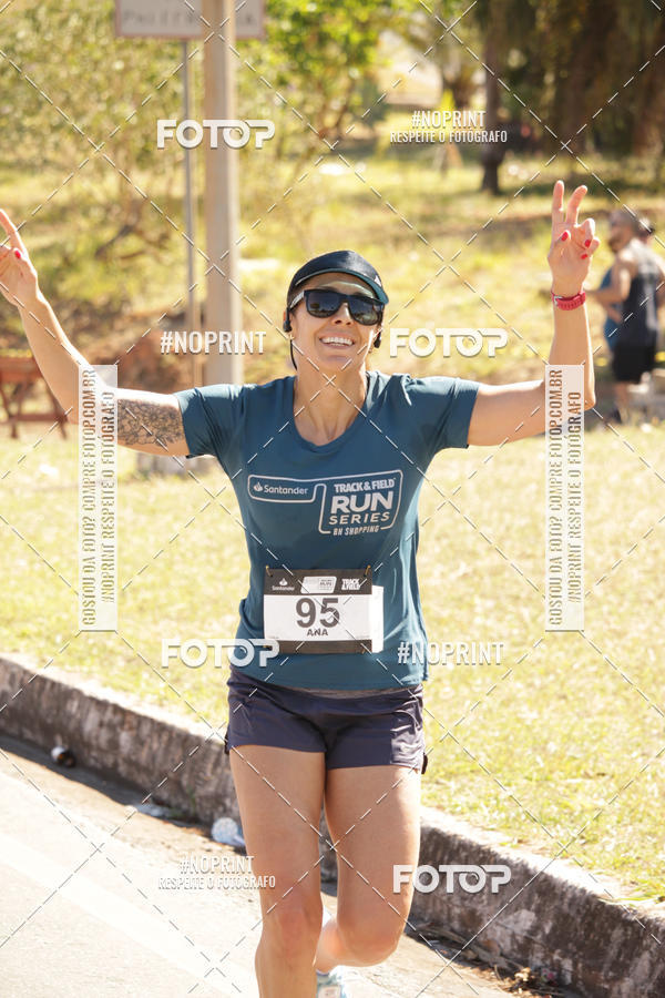 Buy your photos of the eventSANTANDER TRACK&FIELD RUN SERIES BH Shopping on Fotop