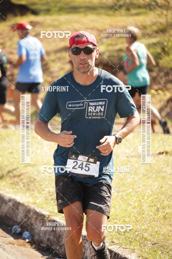 Buy your photos of the eventSANTANDER TRACK&FIELD RUN SERIES BH Shopping on Fotop