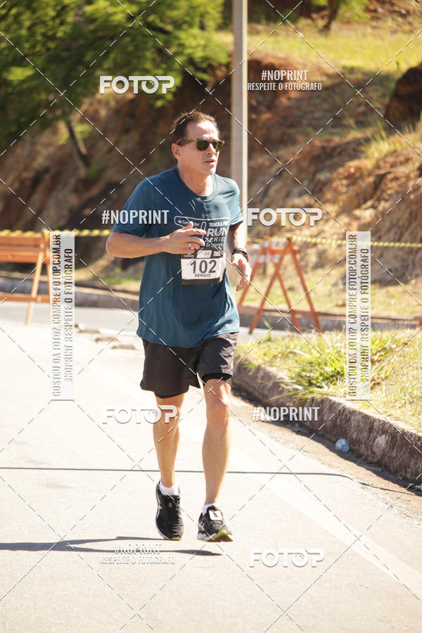 Buy your photos of the eventSANTANDER TRACK&FIELD RUN SERIES BH Shopping on Fotop