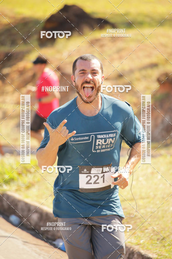 Buy your photos of the eventSANTANDER TRACK&FIELD RUN SERIES BH Shopping on Fotop