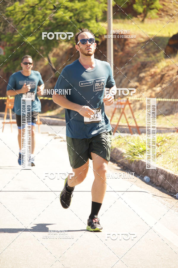 Buy your photos of the eventSANTANDER TRACK&FIELD RUN SERIES BH Shopping on Fotop