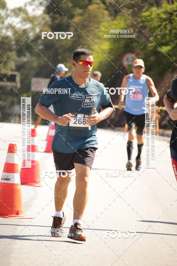 Buy your photos of the eventSANTANDER TRACK&FIELD RUN SERIES BH Shopping on Fotop