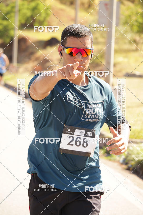 Buy your photos of the eventSANTANDER TRACK&FIELD RUN SERIES BH Shopping on Fotop