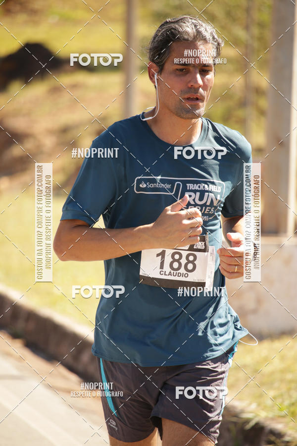 Buy your photos of the eventSANTANDER TRACK&FIELD RUN SERIES BH Shopping on Fotop