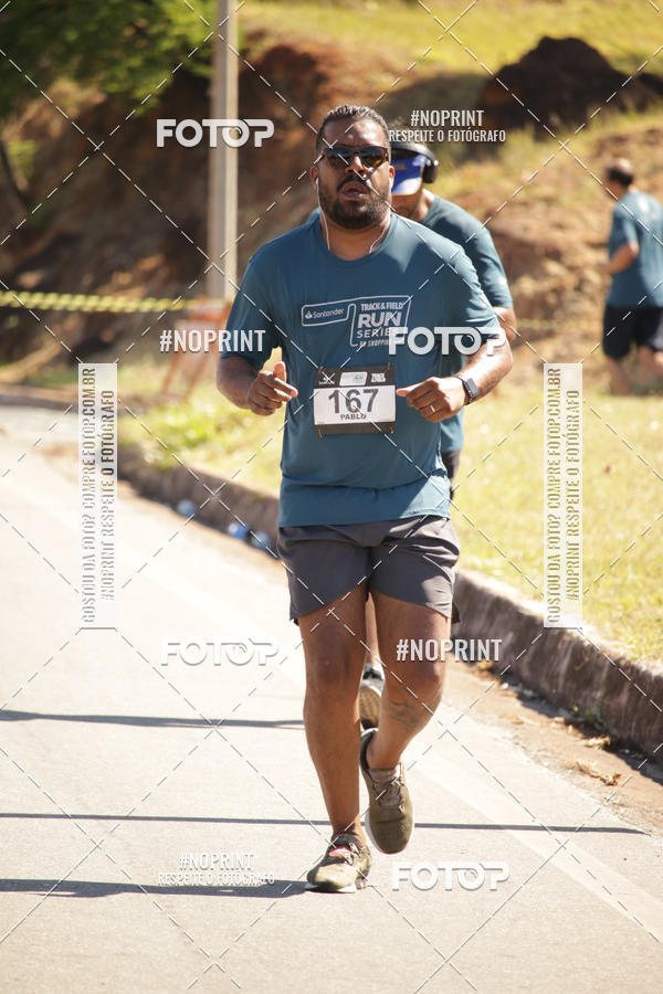 Buy your photos of the eventSANTANDER TRACK&FIELD RUN SERIES BH Shopping on Fotop