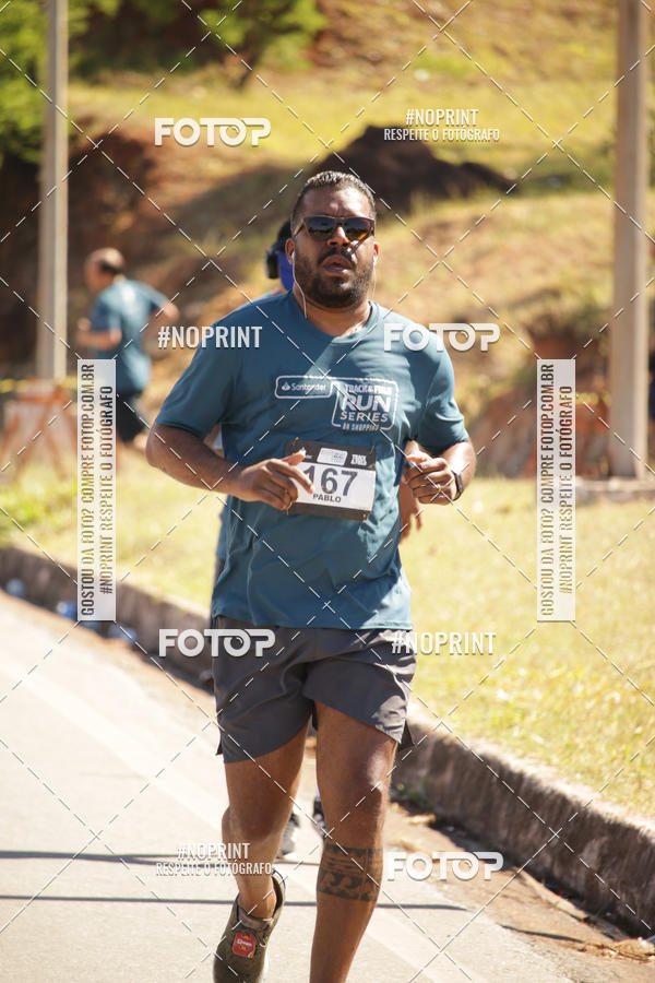 Buy your photos of the eventSANTANDER TRACK&FIELD RUN SERIES BH Shopping on Fotop