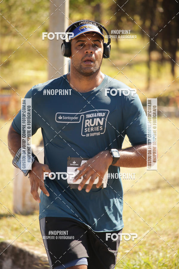 Buy your photos of the eventSANTANDER TRACK&FIELD RUN SERIES BH Shopping on Fotop