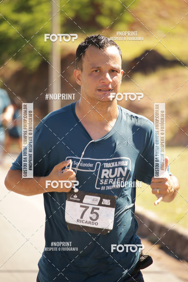 Buy your photos of the eventSANTANDER TRACK&FIELD RUN SERIES BH Shopping on Fotop