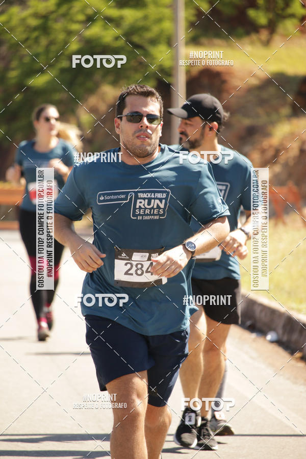 Buy your photos of the eventSANTANDER TRACK&FIELD RUN SERIES BH Shopping on Fotop