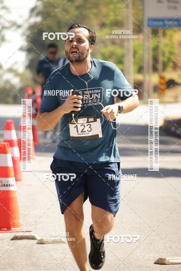 Buy your photos of the eventSANTANDER TRACK&FIELD RUN SERIES BH Shopping on Fotop