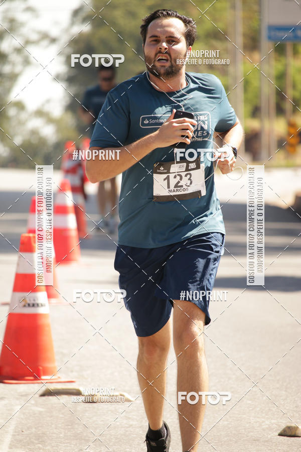Buy your photos of the eventSANTANDER TRACK&FIELD RUN SERIES BH Shopping on Fotop