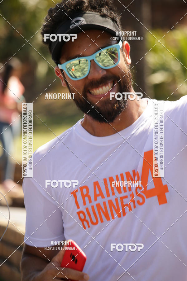 Buy your photos of the eventSANTANDER TRACK&FIELD RUN SERIES BH Shopping on Fotop