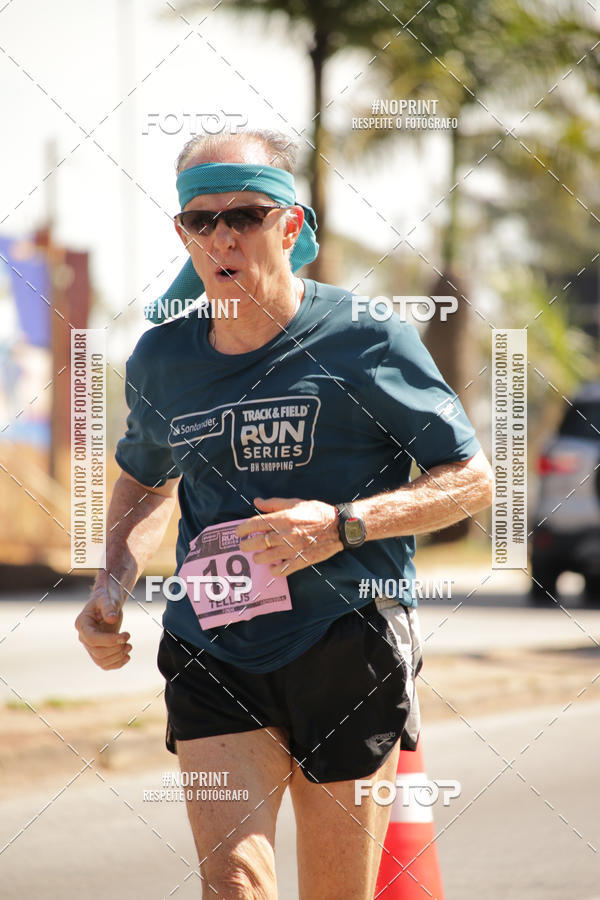 Buy your photos of the eventSANTANDER TRACK&FIELD RUN SERIES BH Shopping on Fotop