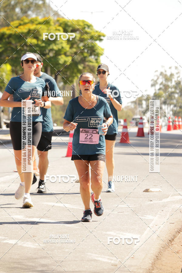 Buy your photos of the eventSANTANDER TRACK&FIELD RUN SERIES BH Shopping on Fotop