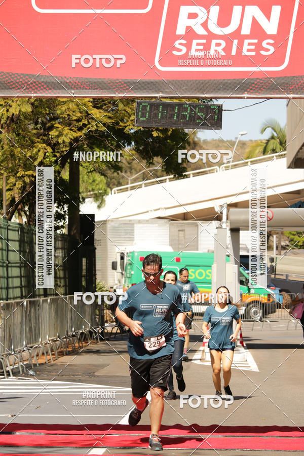 Buy your photos of the eventSANTANDER TRACK&FIELD RUN SERIES BH Shopping on Fotop