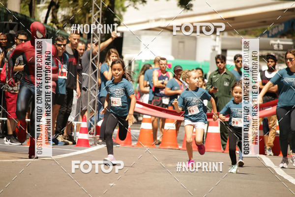 Buy your photos of the eventSANTANDER TRACK&FIELD RUN SERIES BH Shopping on Fotop