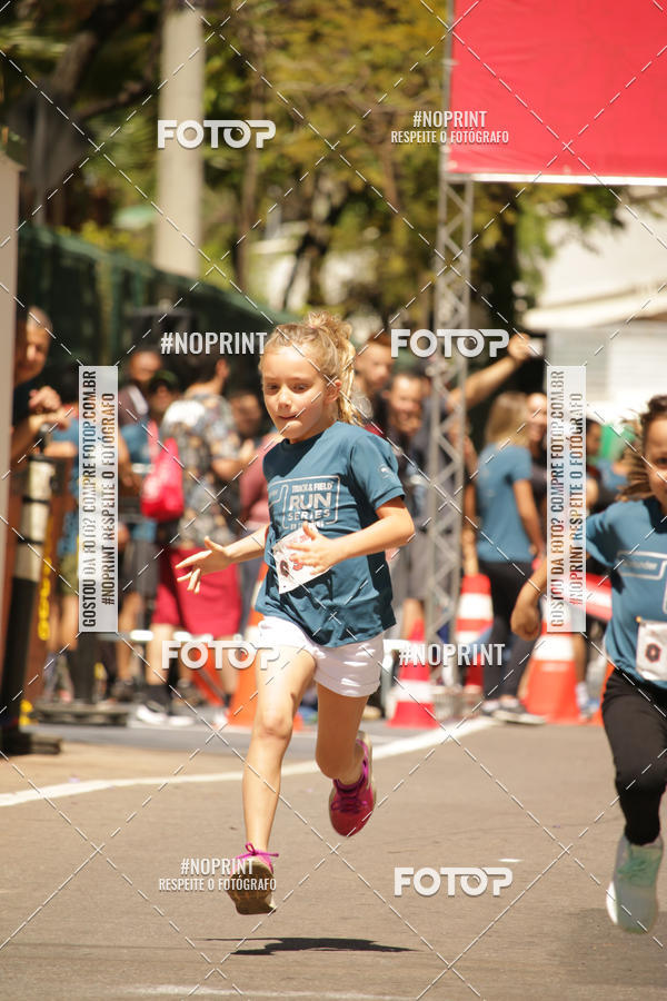 Buy your photos of the eventSANTANDER TRACK&FIELD RUN SERIES BH Shopping on Fotop