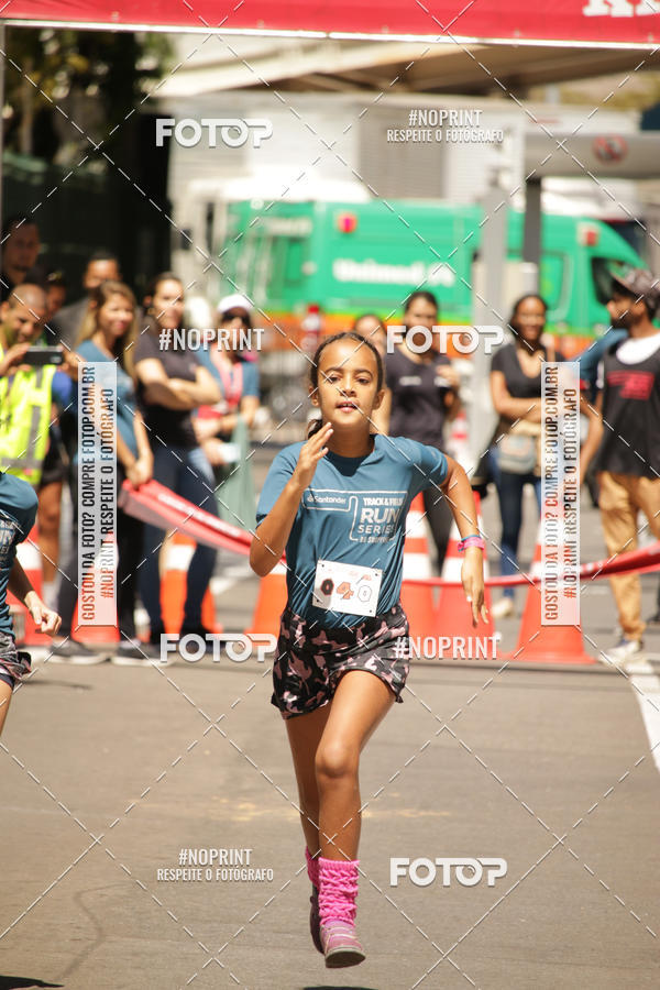 Buy your photos of the eventSANTANDER TRACK&FIELD RUN SERIES BH Shopping on Fotop