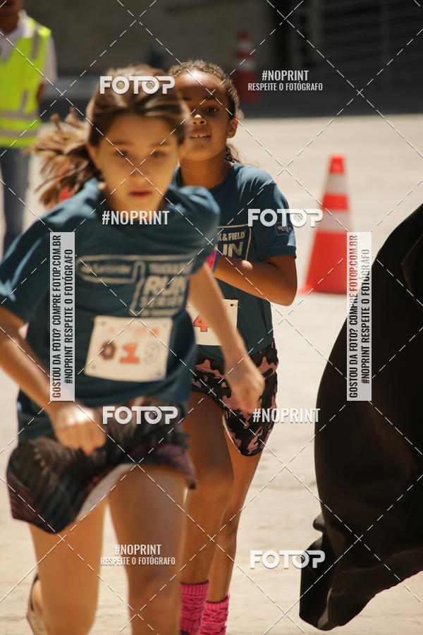 Buy your photos of the eventSANTANDER TRACK&FIELD RUN SERIES BH Shopping on Fotop
