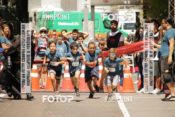 Buy your photos of the eventSANTANDER TRACK&FIELD RUN SERIES BH Shopping on Fotop