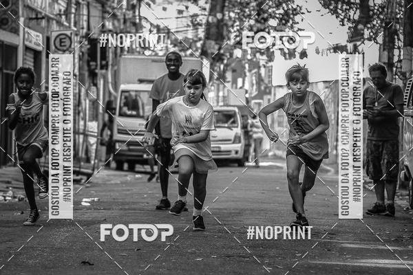 Compre as suas fotos do evento4 Treino da Escadaria de Selaron e 4 Corrida KIDS no Fotop