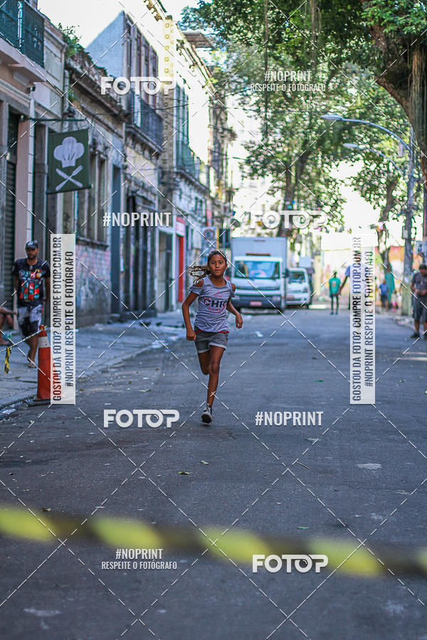 Compre as suas fotos do evento4 Treino da Escadaria de Selaron e 4 Corrida KIDS no Fotop