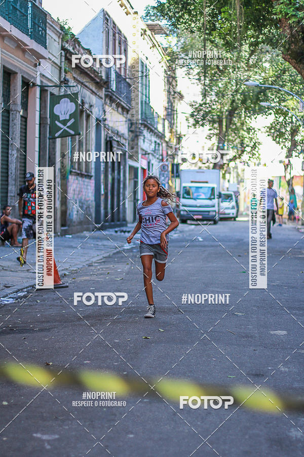 Compre as suas fotos do evento4 Treino da Escadaria de Selaron e 4 Corrida KIDS no Fotop