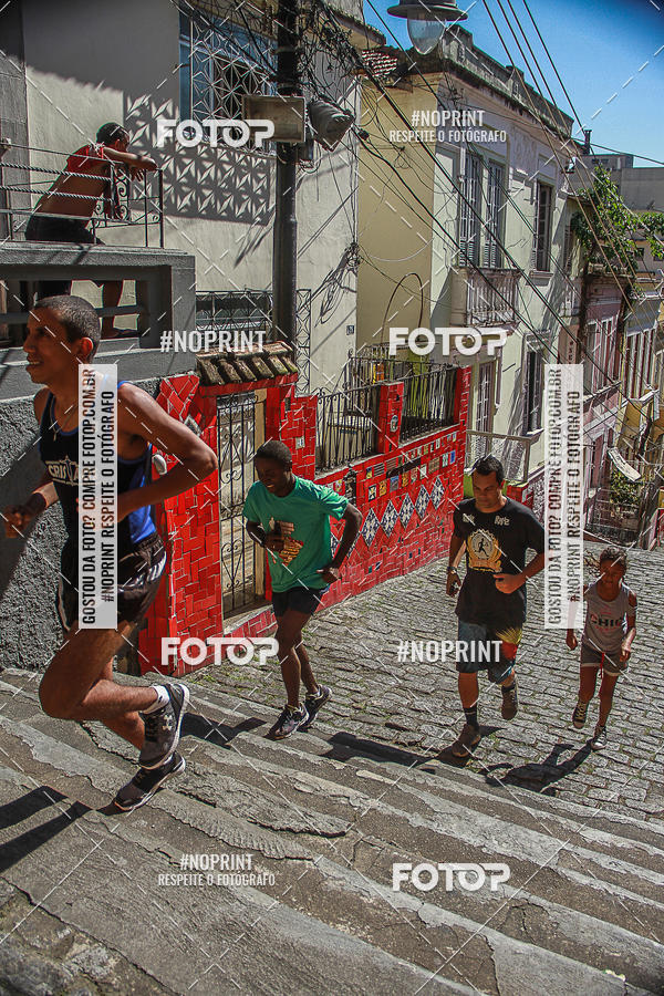 Compre as suas fotos do evento4 Treino da Escadaria de Selaron e 4 Corrida KIDS no Fotop