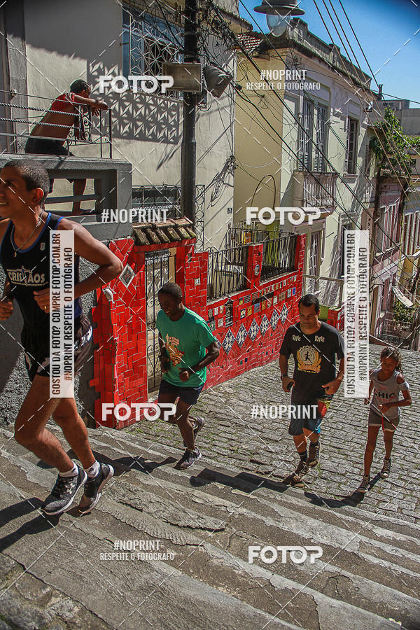 Compre as suas fotos do evento4 Treino da Escadaria de Selaron e 4 Corrida KIDS no Fotop