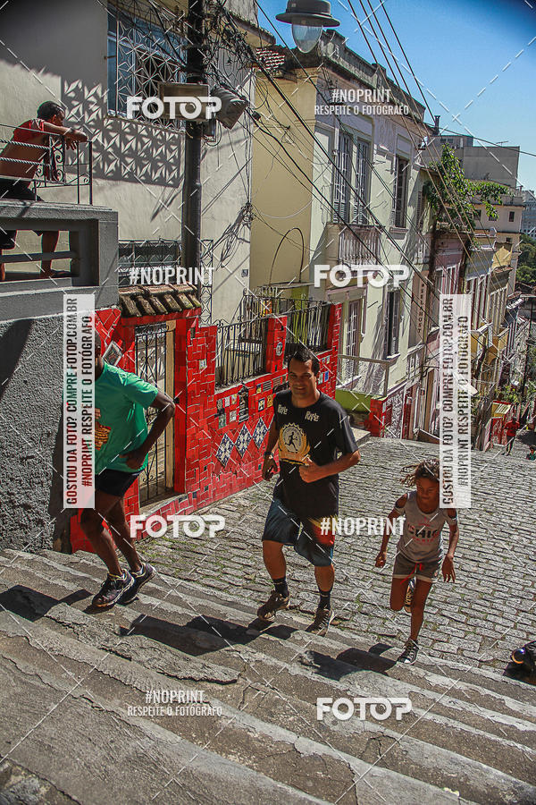 Compre as suas fotos do evento4 Treino da Escadaria de Selaron e 4 Corrida KIDS no Fotop