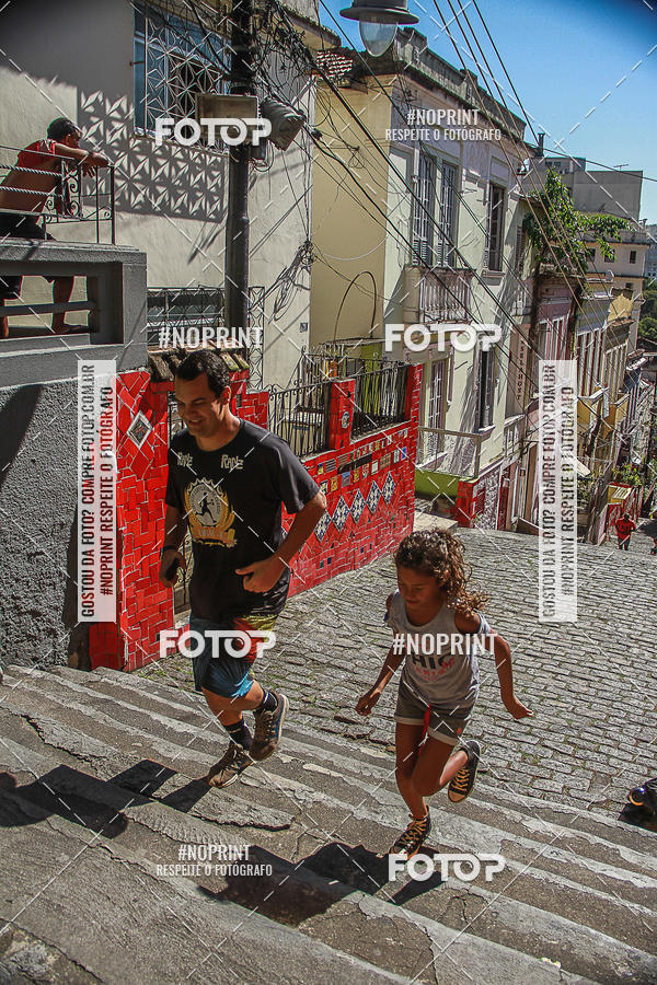 Compre as suas fotos do evento4 Treino da Escadaria de Selaron e 4 Corrida KIDS no Fotop