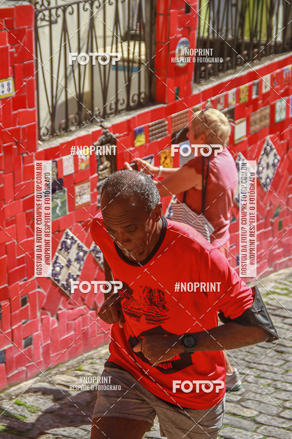 Compre as suas fotos do evento4 Treino da Escadaria de Selaron e 4 Corrida KIDS no Fotop