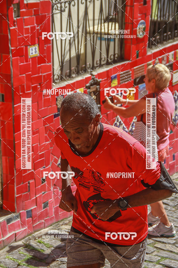 Compre as suas fotos do evento4 Treino da Escadaria de Selaron e 4 Corrida KIDS no Fotop